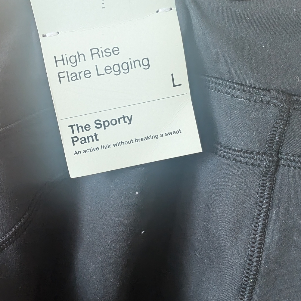 Black Flared Legging - Picture 3 of 4